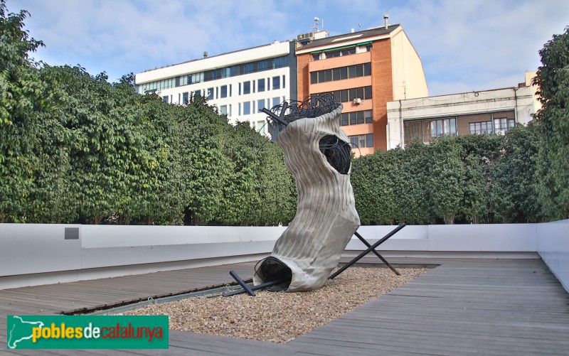 Barcelona - Fundació Tàpies. Escultura <i>Mitjó</i>