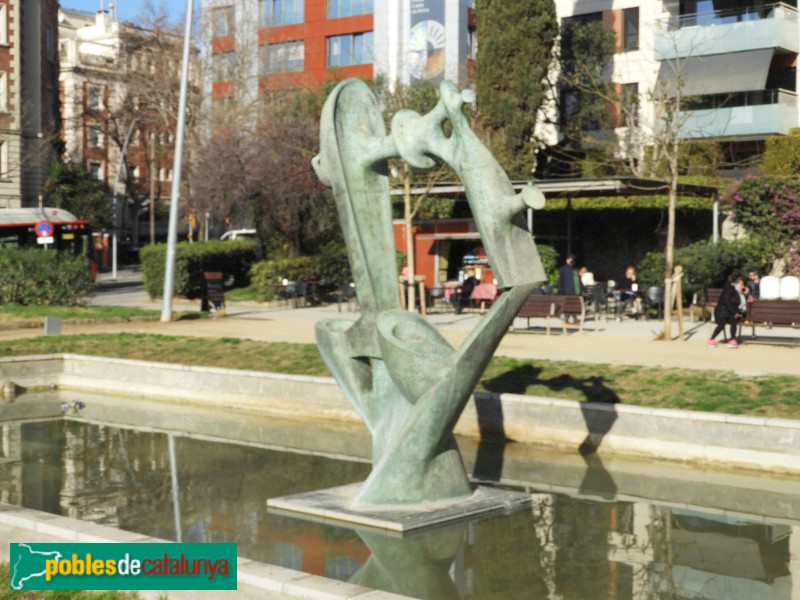 Barcelona - Escultura Enginyeria Tèxtil