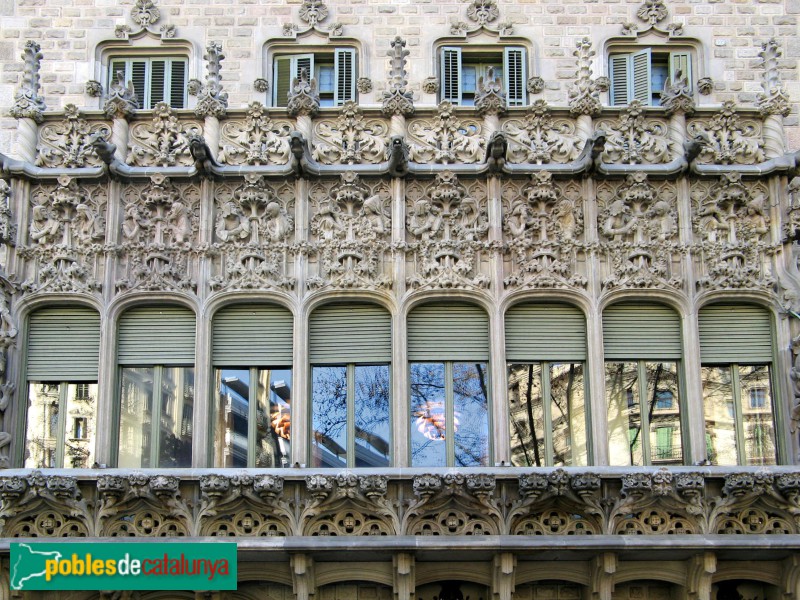 Barcelona - Palau Quadras. Tribuna