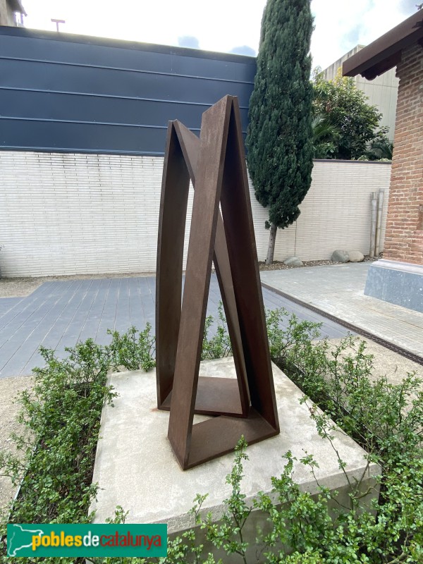 Cerdanyola - Escultura <i>Diàleg</i>