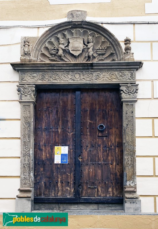 Badalona - Porta renaixentista de Torre Vella