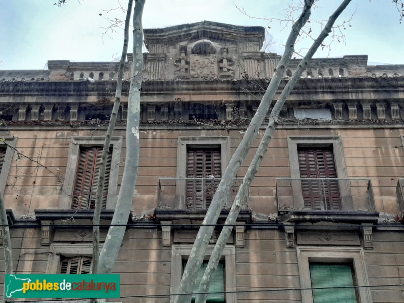 Barcelona - Habitatges per a militars del carrer Wellington