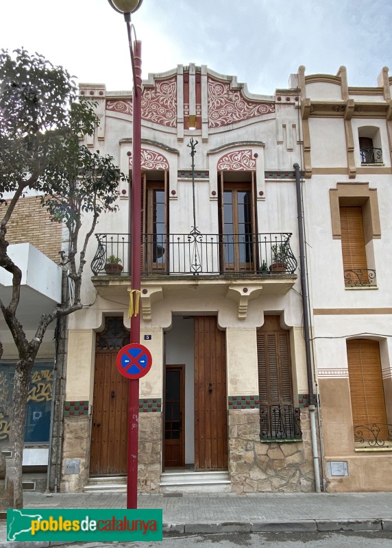 La Garriga - Plaça Oliveres, 5