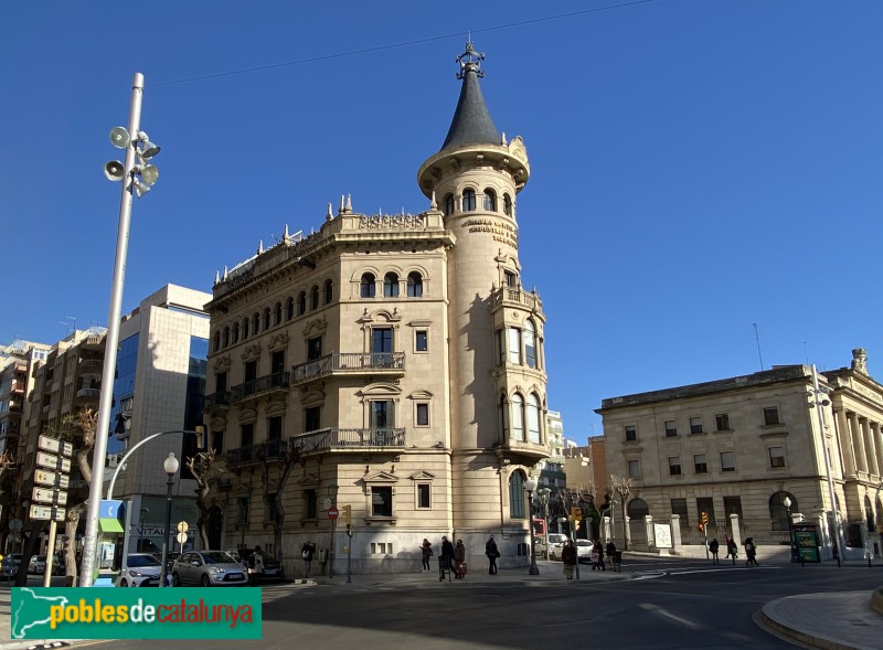 Casa de la Punxa (Cambra de Comerç)