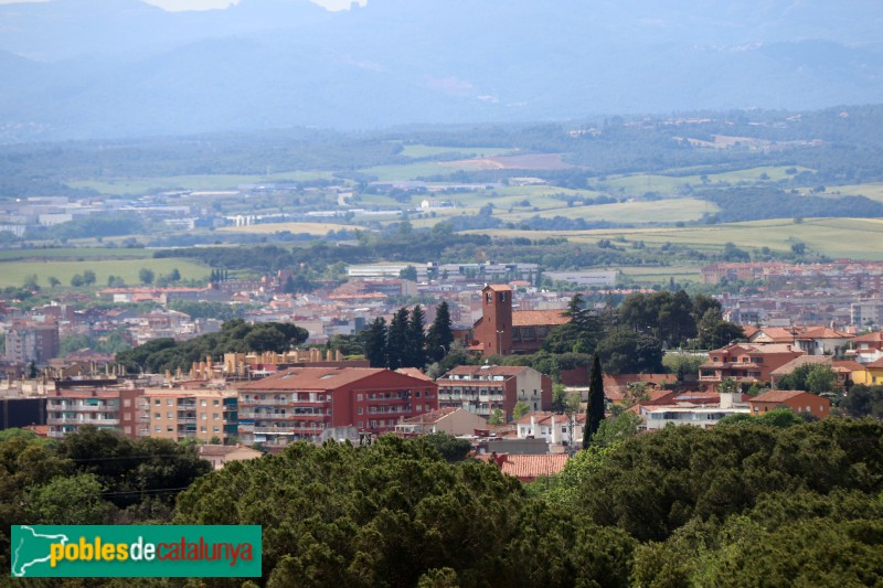 Martorelles - Església de Sant Joaquim, des de Santa Maria de Martorelles