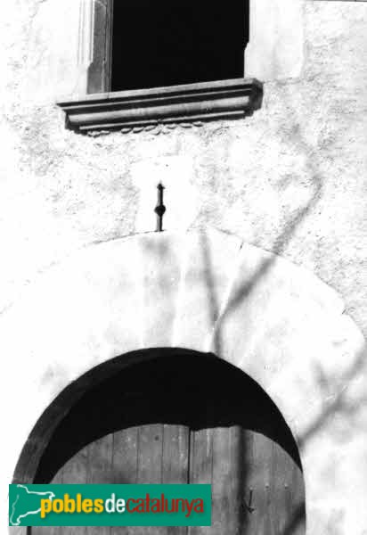 Montornès del Vallès - Can Coll (Foto: Maria Cinta Cantarell Aixendri (Invarquit, gencat,cat), 1990) Montornès del Vallès - Can Coll