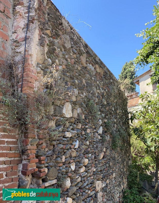 Sant Celoni - La Força. Tram de muralla