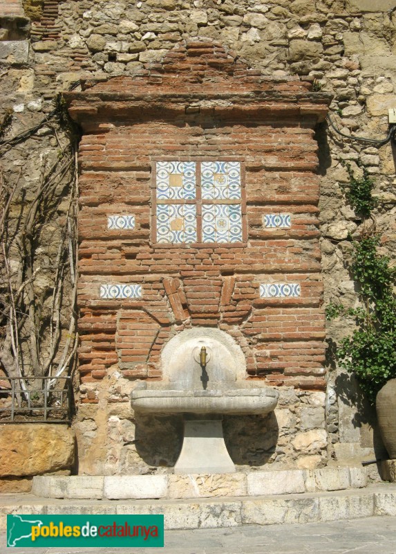 Tarragona - Font de la Pixa