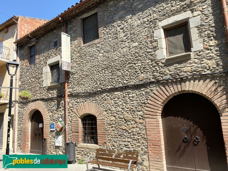 Sant Celoni - Ca la Inés i Cal Toro