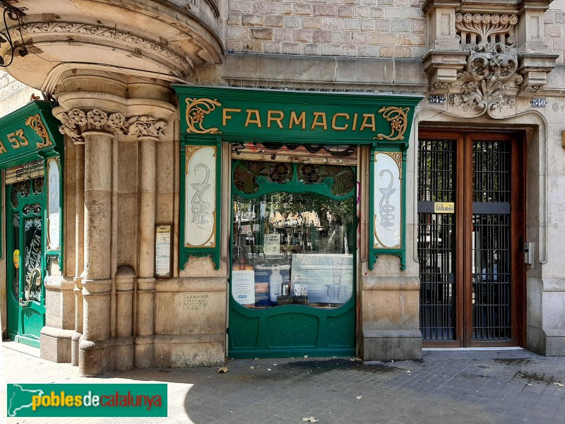 Barcelona - Farmàcia Villarroel, 53