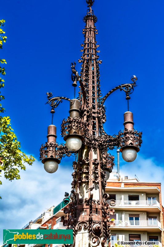 Barcelona - Fanals de l'Avinguda Gaudí