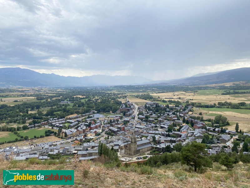 Llívia - Panoràmica de la vila des del castell