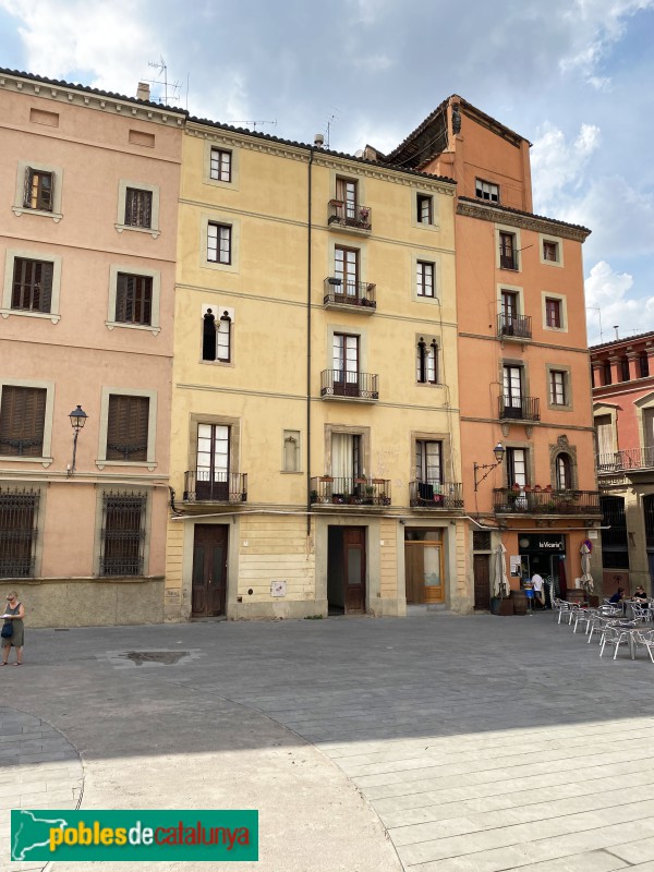 Vic - Plaça de la Catedral, 5