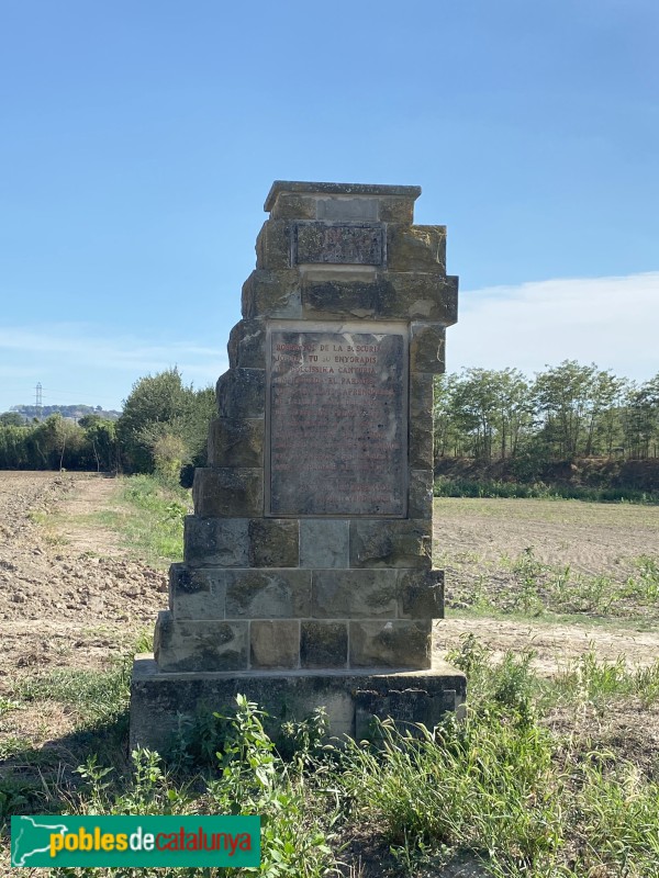 Folgueroles - Ruta verdagueriana. Monòlit a prop de La Font del Desmai