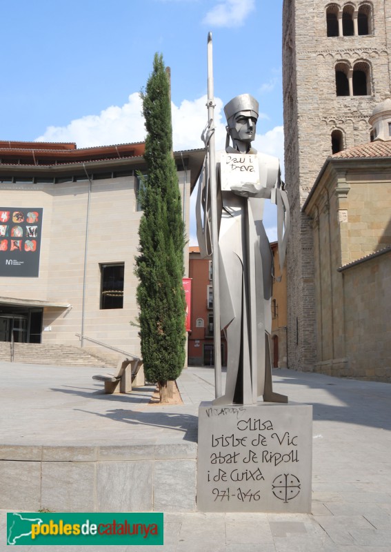 Vic - Monument al Bisbe Oliba