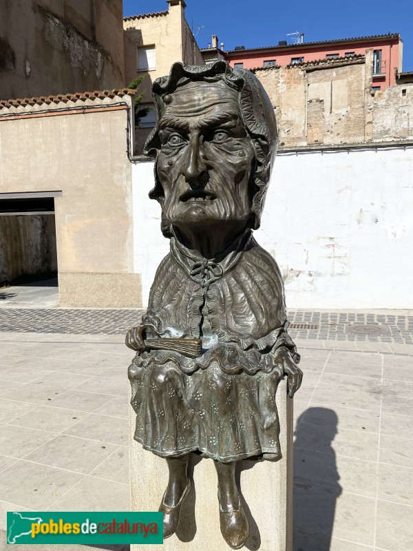 Vic - Escultura <i>La Vella</i>