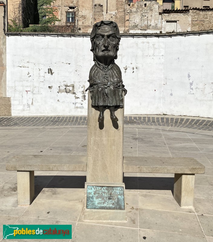 Vic - Escultura <i>La Vella</i>