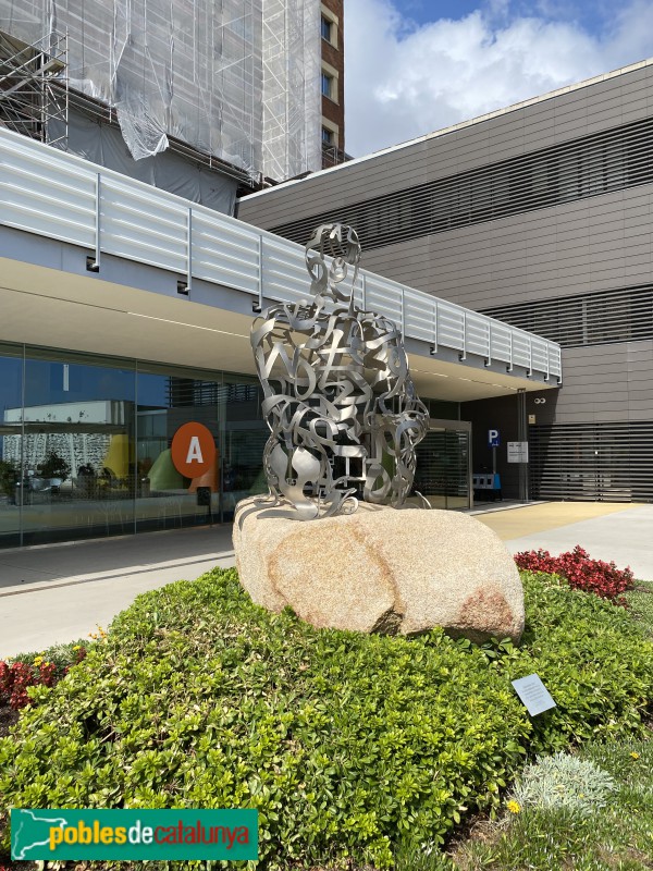 Esplugues de Llobregat - Escultura <i>Ànima</i> (Sant Joan de Déu)