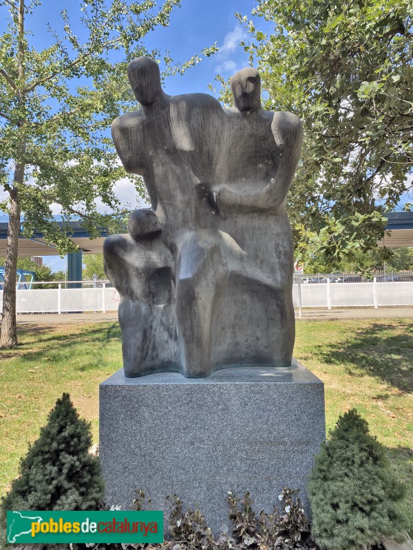 Vic - Escultura <i>Emigrantes</i>