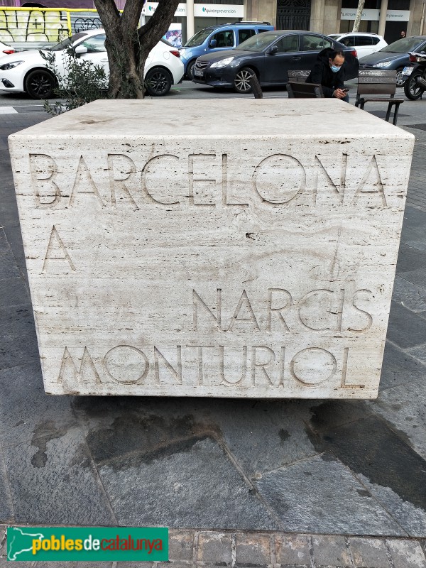 Barcelona - Monument a Monturiol