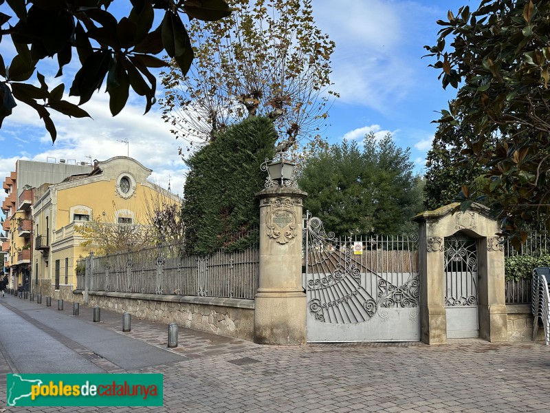 Cardedeu - Casa Viader. Tanca del jardí