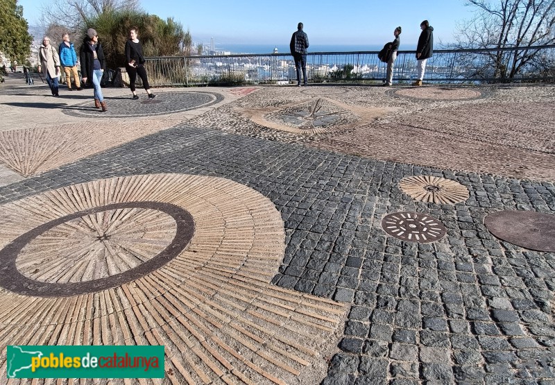 Barcelona - Mirador de l'Alcalde. Paviment