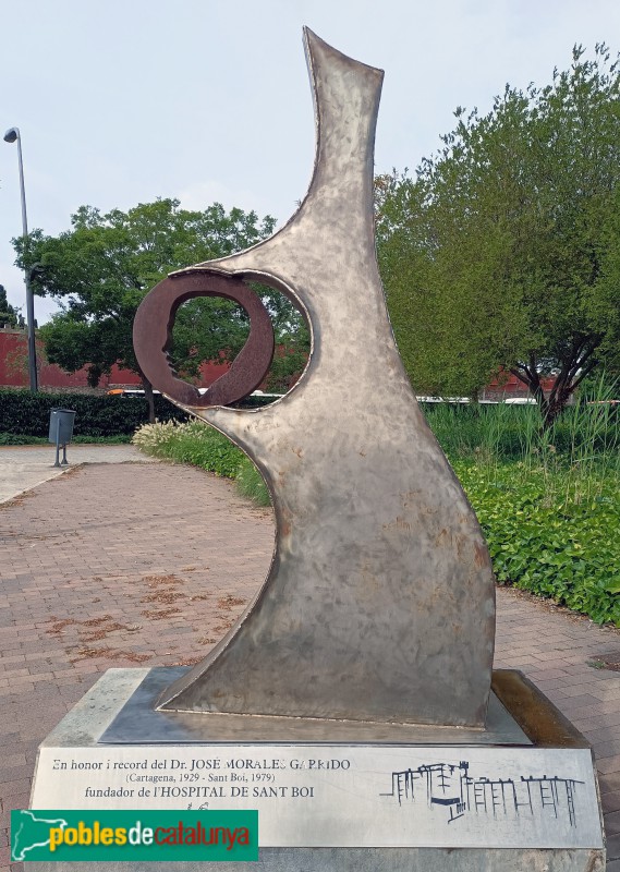 Sant Boi de Llobregat - Escultura en homenatge al doctor Morales