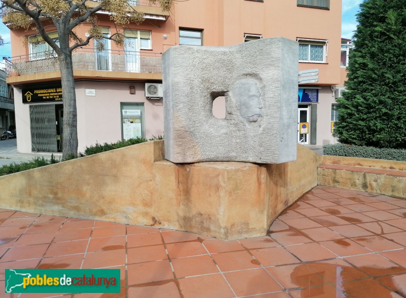 Malgrat de Mar - Monument a Joaquim Ruyra