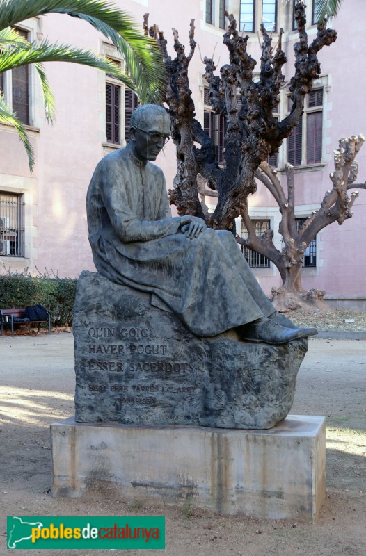 Barcelona - Escultura dedicada a Pere Tarrés