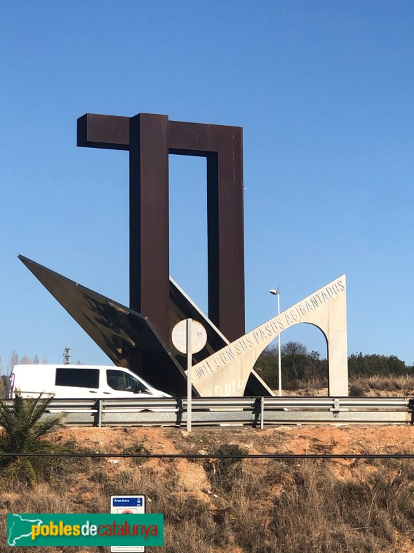 Montgat - Escultura <i>Más allá del dos mil...</i>