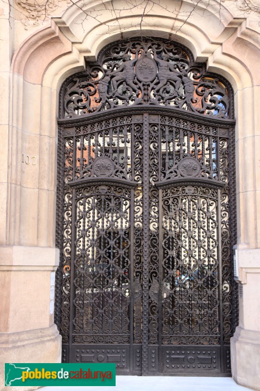 Barcelona - Balmes, 109 (Foto: Albert Esteves, 2023) Barcelona - Balmes, 109