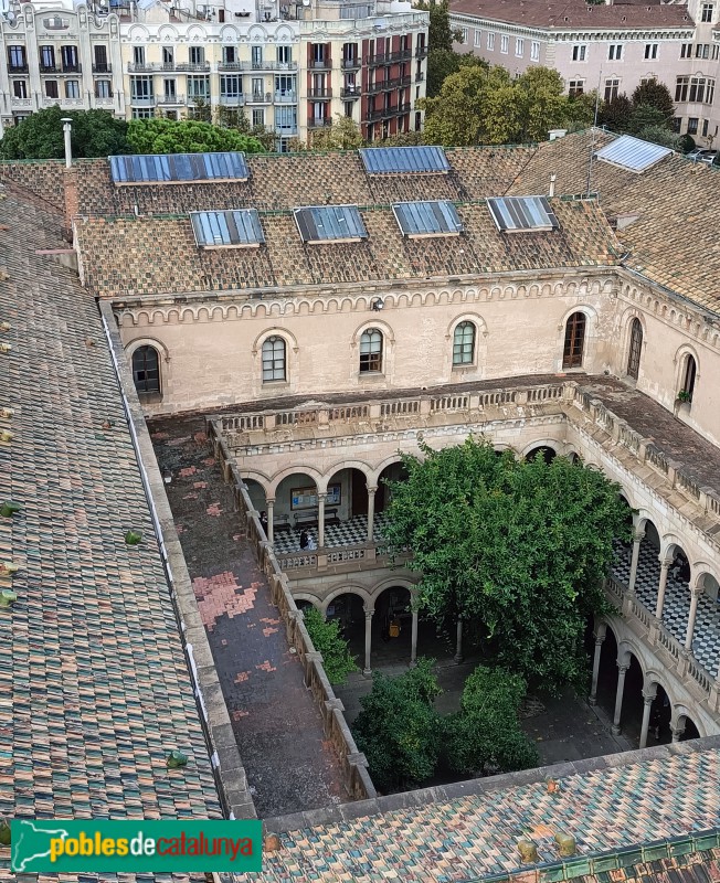 Barcelona - Universitat. Claustre de Lletres