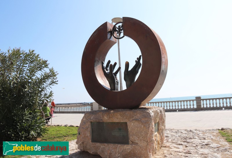 Sitges - Monument a Facundo Bacardí