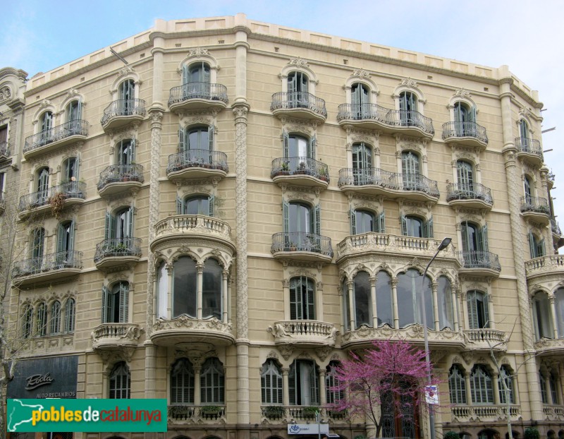 Còrsega, 259-261/ Enric Granados, 119 (Foto: Albert Esteves, 2008) Còrsega, 259-261/ Enric Granados, 119