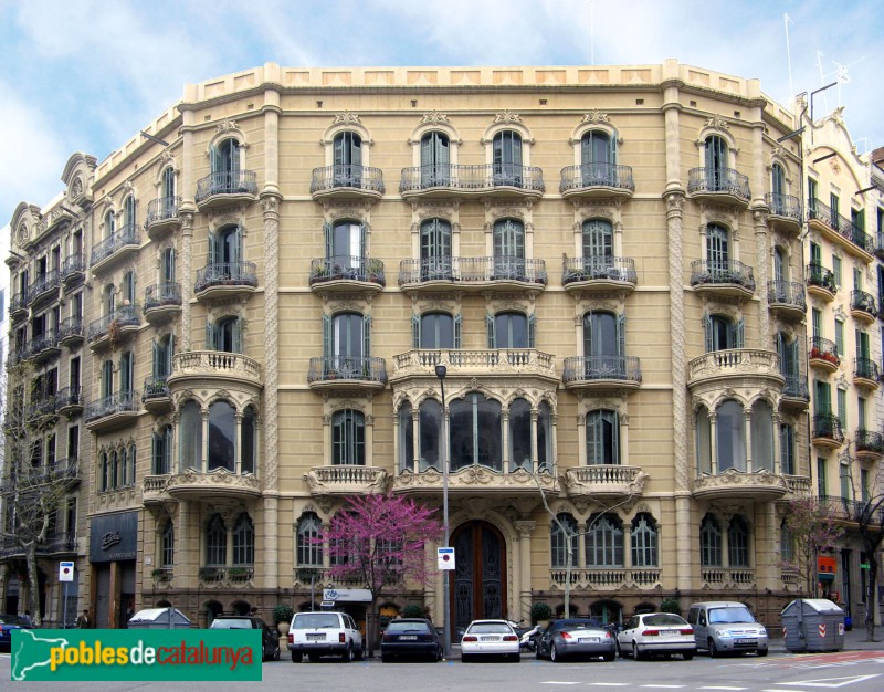 Còrsega, 259-261/ Enric Granados, 119 (Foto: Albert Esteves, 2008) Còrsega, 259-261/ Enric Granados, 119