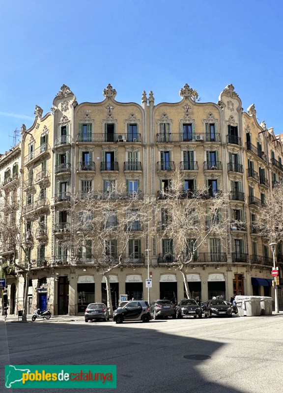 Barcelona - Còrsega, 221 / Muntaner, 171