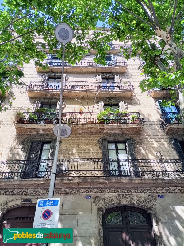 Barcelona - Còrsega, 283 / Balmes, 149