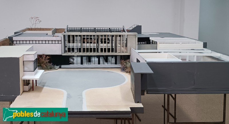 Barcelona - Rosselló, 87-89 (Editorial Gustavo Gili). Maqueta