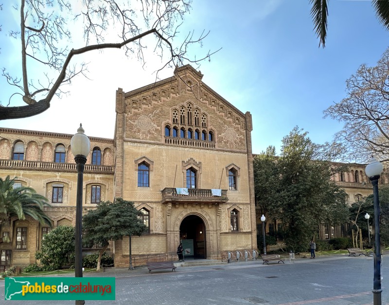 Barcelona - Escola Industrial. Residència d'Estudiants