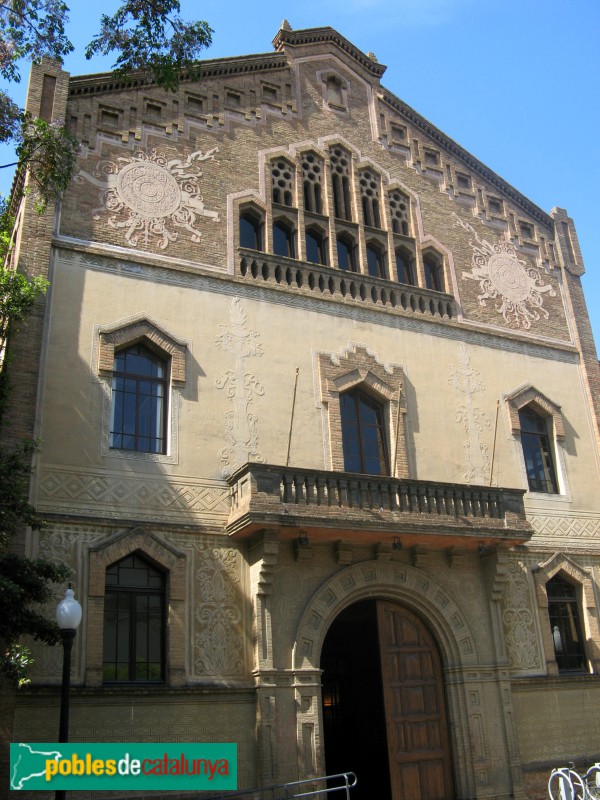 Barcelona - Escola Industrial. Residència d'Estudiants