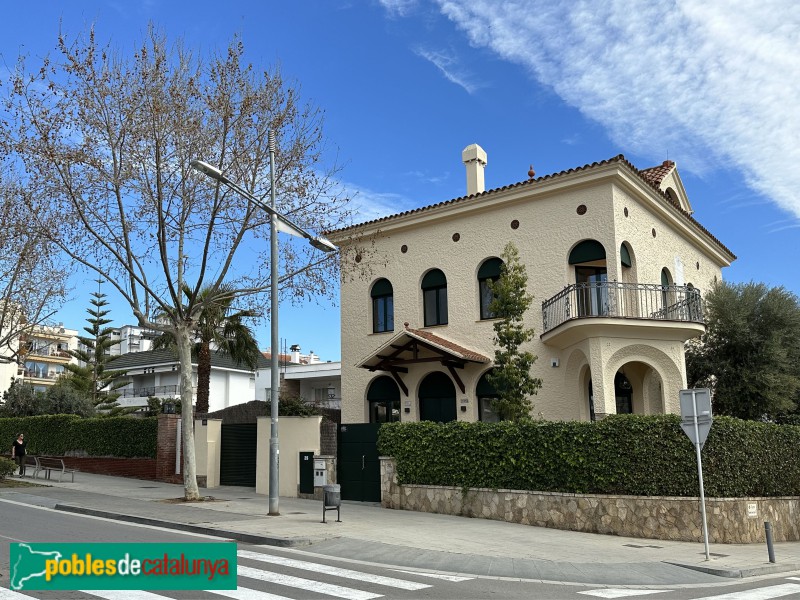 Sitges - Av. Sofia, 28. Casa Antònia Borés