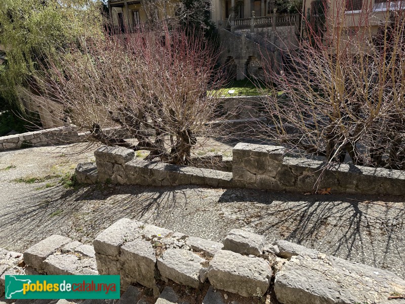 Centelles - Jardí de Can Pratmarsó