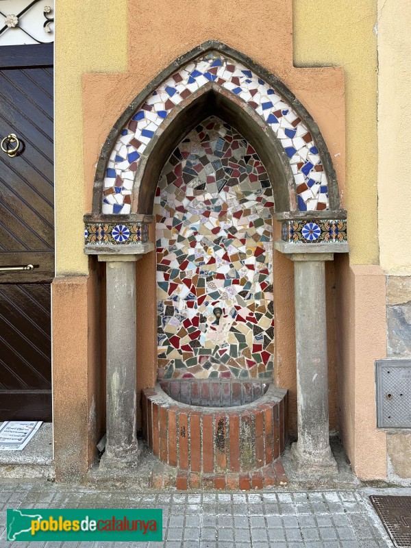 Centelles - Font del carrer Buenos Aires