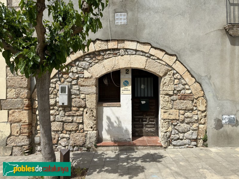 Olesa de Bonesvalls - Carrer Hospital. Cal Xacó Vell