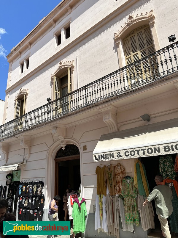 Sitges - Casa Maria Batlle de Robert (Foto: Albert Esteves, 2023) Sitges - Casa Maria Batlle de Robert
