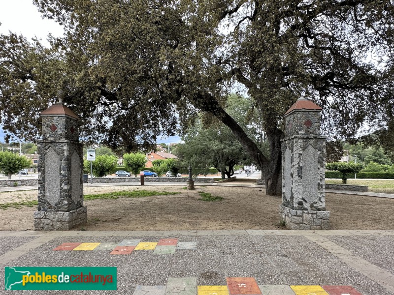 Vallromanes - Pilars de Can Morera