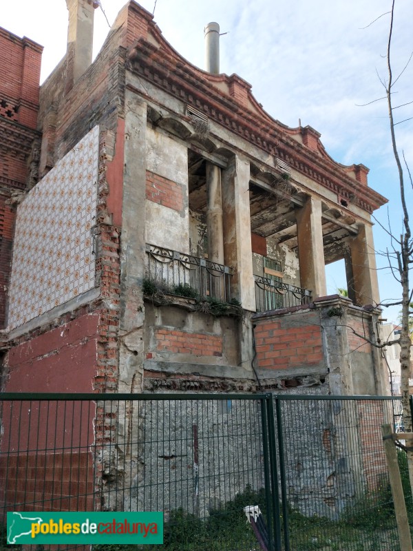 L'Hospitalet de Llobregat - Fàbrica Cosme Toda. Casa del director