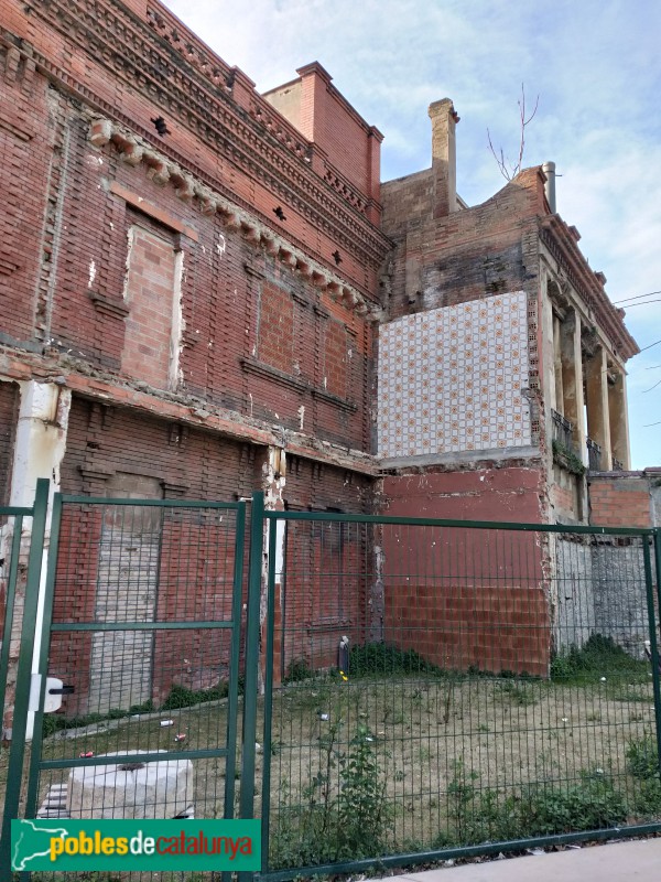 L'Hospitalet de Llobregat - Fàbrica Cosme Toda. Casa del director