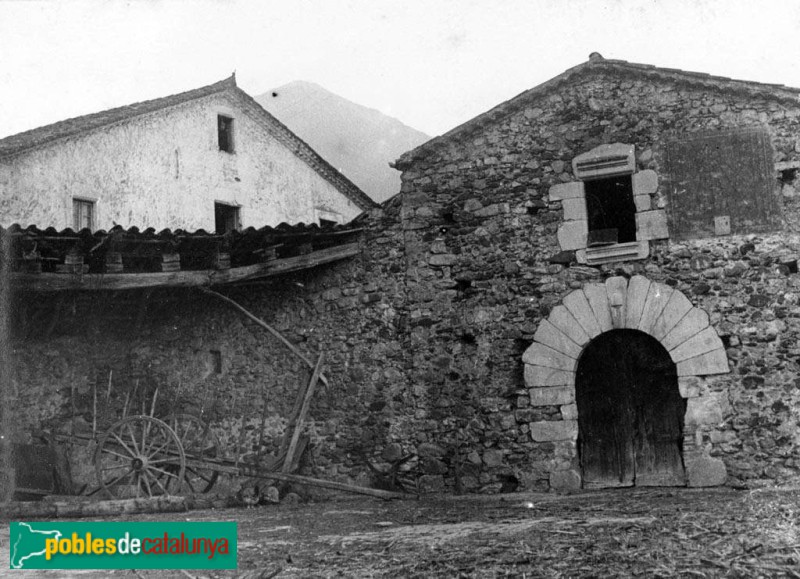 Gualba - Can Figueres (Foto: Antoni Gallardo -Arxiu Fotogràfic Centre Excursionista de Catalunya-, 1929) Gualba - Can Figueres