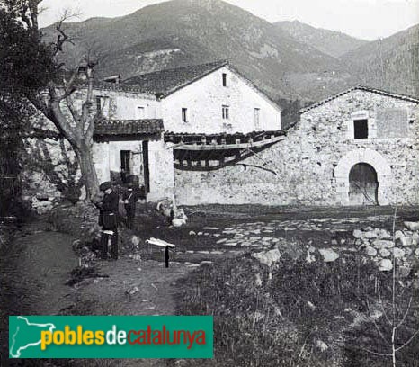 Gualba - Can Figueres (Foto: Francesc Blasi -Arxiu Fotogràfic Centre Excursionista de Catalunya-, 1913) Gualba - Can Figueres